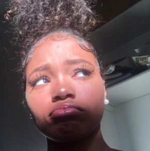 Meet your Posher, Kendall